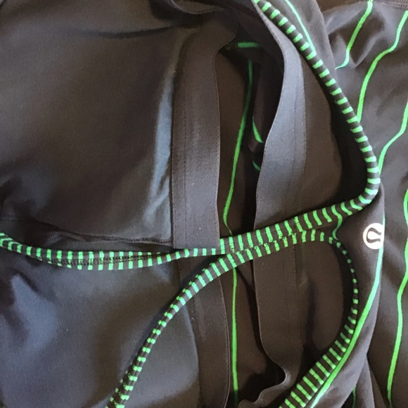 Lululemon Power Y Tank - Picture 2 of 3
